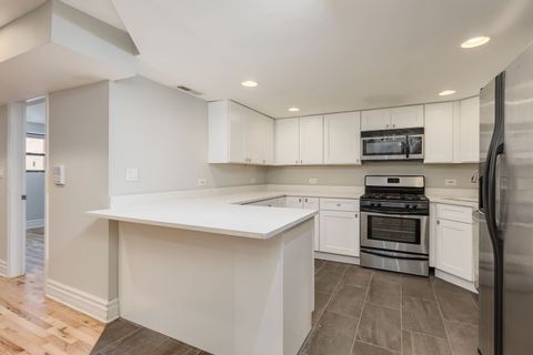 Tiny photo for 5611 N Glenwood Avenue #G, Chicago, IL 60660 (MLS # 12466577)