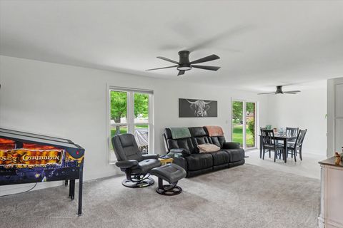 Tiny photo for 518 E South Court Street, Chatsworth, IL 60921 (MLS # 12642796)