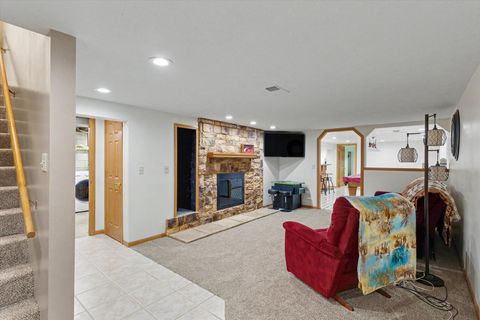 Tiny photo for 518 E South Court Street, Chatsworth, IL 60921 (MLS # 12642796)