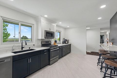 Tiny photo for 518 E South Court Street, Chatsworth, IL 60921 (MLS # 12642796)