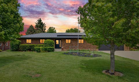 Photo of 518 E South Court Street, Chatsworth, IL 60921 (MLS # 12642796)