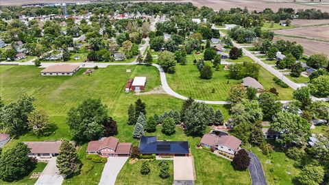 Tiny photo for 518 E South Court Street, Chatsworth, IL 60921 (MLS # 12642796)