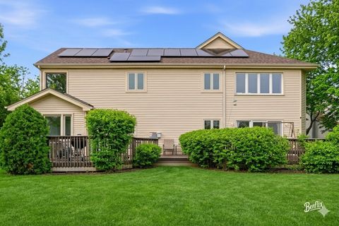 Tiny photo for 2911 Bayberry Drive, Buffalo Grove, IL 60089 (MLS # 12574573)