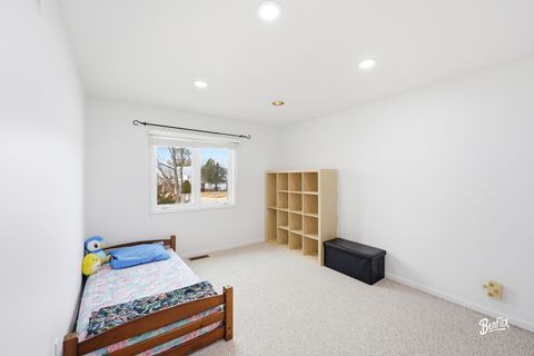 Tiny photo for 2911 Bayberry Drive, Buffalo Grove, IL 60089 (MLS # 12574573)