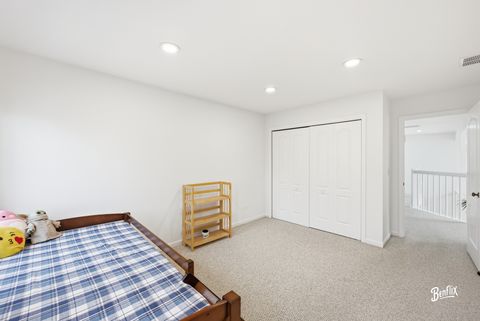 Tiny photo for 2911 Bayberry Drive, Buffalo Grove, IL 60089 (MLS # 12574573)