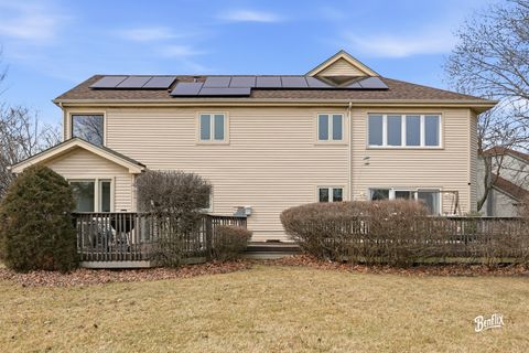 Tiny photo for 2911 Bayberry Drive, Buffalo Grove, IL 60089 (MLS # 12574573)