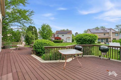 Tiny photo for 2911 Bayberry Drive, Buffalo Grove, IL 60089 (MLS # 12574573)