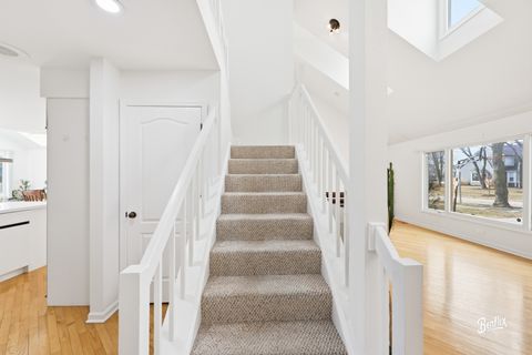 Tiny photo for 2911 Bayberry Drive, Buffalo Grove, IL 60089 (MLS # 12574573)