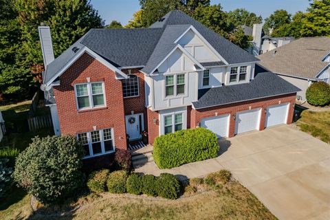 4 Scofield Court Bloomington IL 61704