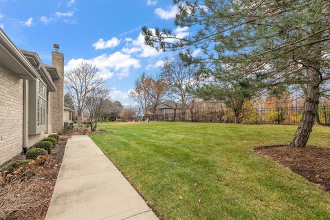 Tiny photo for 20116 Crystal Lake Way, Frankfort, IL 60423 (MLS # 12516636)