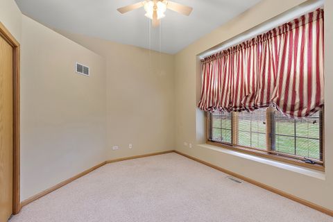 Tiny photo for 20116 Crystal Lake Way, Frankfort, IL 60423 (MLS # 12516636)