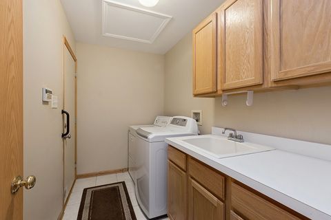 Tiny photo for 20116 Crystal Lake Way, Frankfort, IL 60423 (MLS # 12516636)