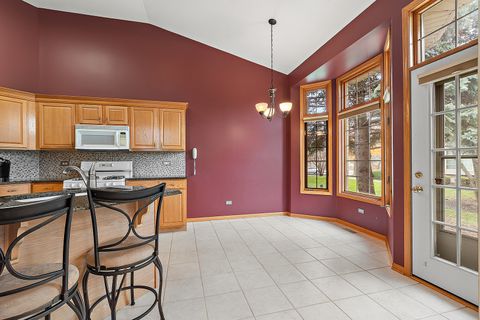 Tiny photo for 20116 Crystal Lake Way, Frankfort, IL 60423 (MLS # 12516636)