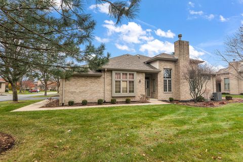 Tiny photo for 20116 Crystal Lake Way, Frankfort, IL 60423 (MLS # 12516636)