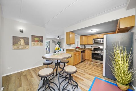 Tiny photo for 850 Des Plaines Avenue #207, Forest Park, IL 60130 (MLS # 12534481)