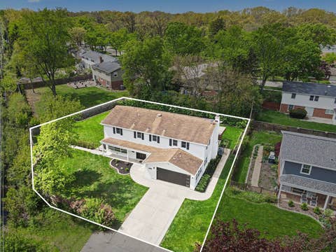 Tiny photo for 1504 Pfingsten Road, Glenview, IL 60025 (MLS # 12696036)