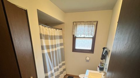 Tiny photo for 14238 S Manistee Avenue, Burnham, IL 60633 (MLS # 12618289)