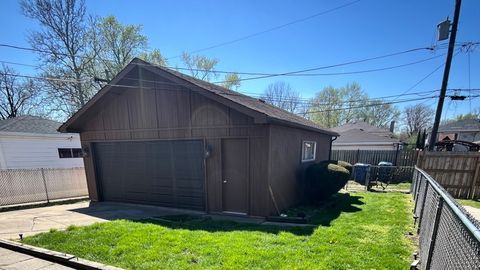 Tiny photo for 14238 S Manistee Avenue, Burnham, IL 60633 (MLS # 12618289)