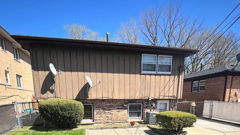 Tiny photo for 14238 S Manistee Avenue, Burnham, IL 60633 (MLS # 12618289)