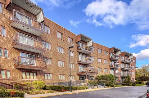 400 E Dundee Road 207C Buffalo Grove IL 60089