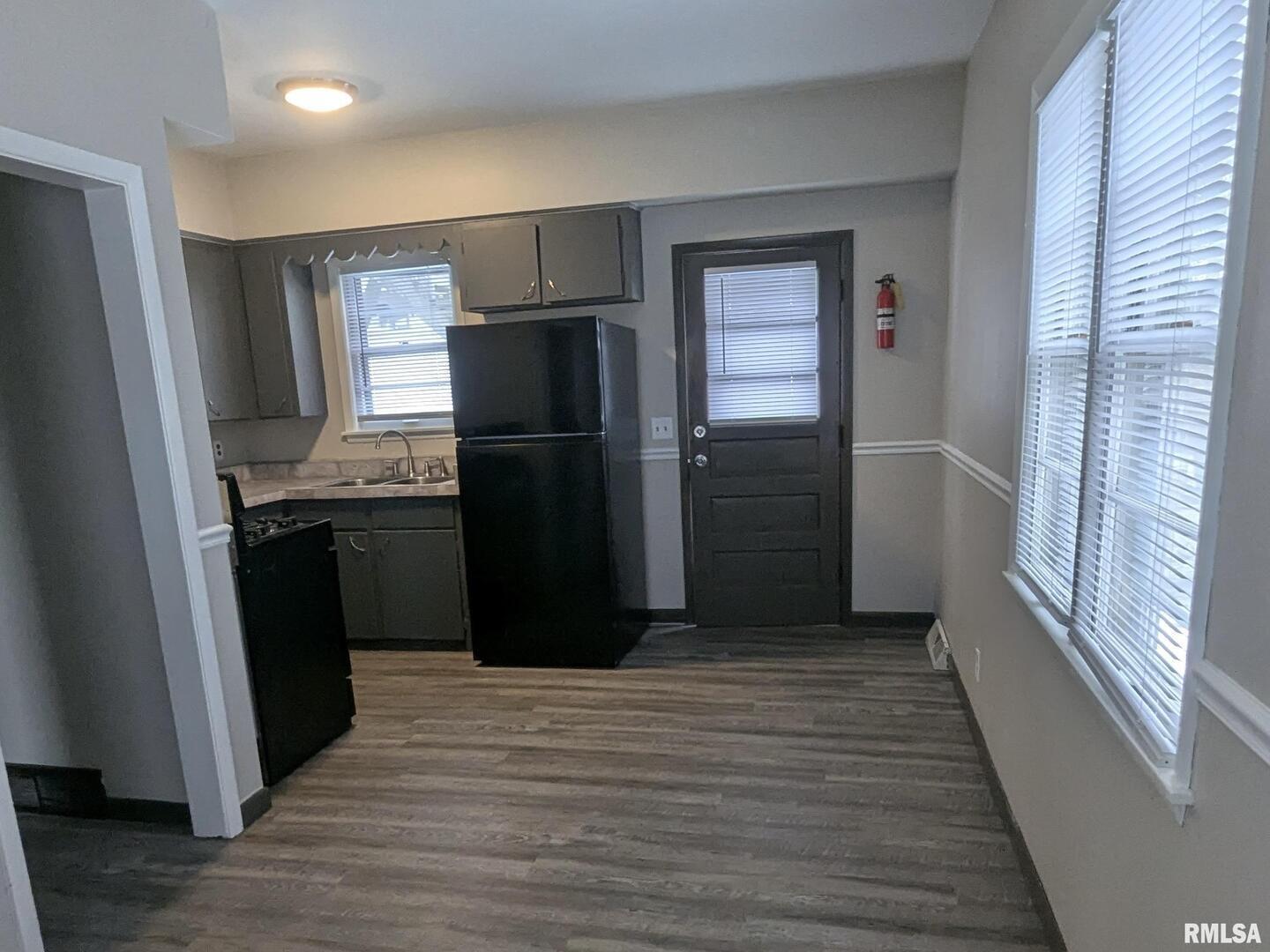 1012 Bridge Ave Avenue - Photo 4