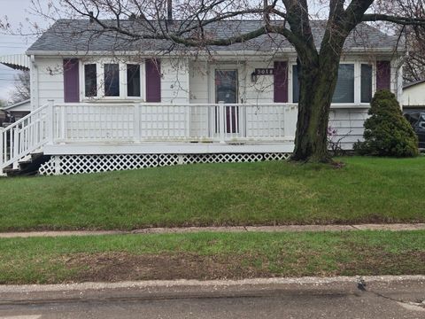 Photo of 5018 48th Street A, Moline, IL 61265 (MLS # 12614545)