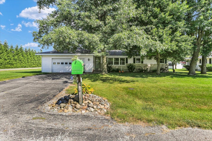 Photo 1 of 34 — 700 S D Street, Hammond, IL 61929