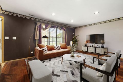 Tiny photo for 1911 MAYAN Court #1911, Joliet, IL 60435 (MLS # 12494064)