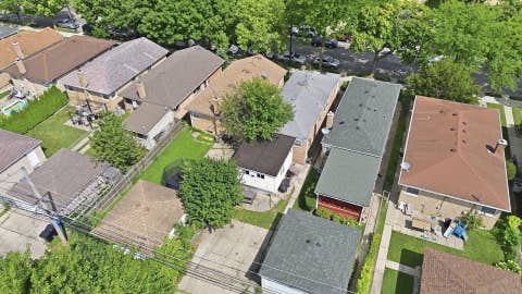 Tiny photo for 2935 W Howard Street, Chicago, IL 60645 (MLS # 12724729)