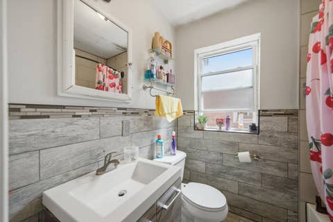 Tiny photo for 2935 W Howard Street, Chicago, IL 60645 (MLS # 12724729)