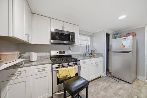 Tiny photo for 2935 W Howard Street, Chicago, IL 60645 (MLS # 12724729)