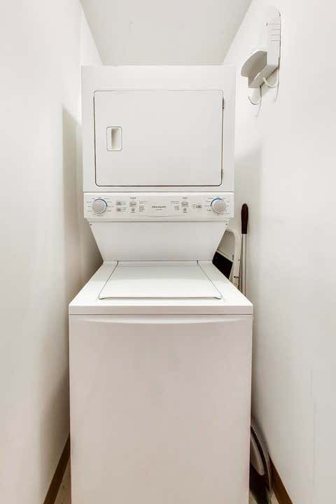 Tiny photo for 520 W HURON Street #406, Chicago, IL 60654 (MLS # 12632911)