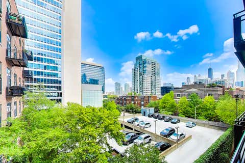 Tiny photo for 520 W HURON Street #406, Chicago, IL 60654 (MLS # 12632911)