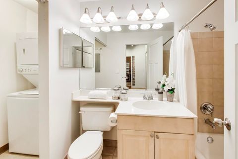 Tiny photo for 520 W HURON Street #406, Chicago, IL 60654 (MLS # 12632911)