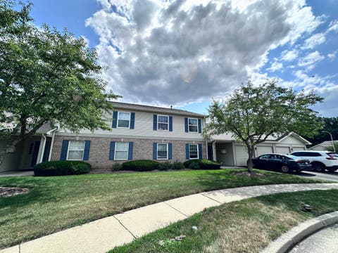 Photo of 1011 Sommerset Court #A, Elgin, IL 60120 (MLS # 12730859)