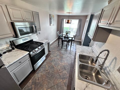 Tiny photo for 1011 Sommerset Court #A, Elgin, IL 60120 (MLS # 12730859)