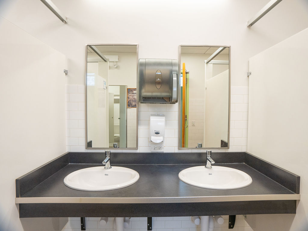 Chicago, Illinois 60618, United States, ,Commercial,Active,234631