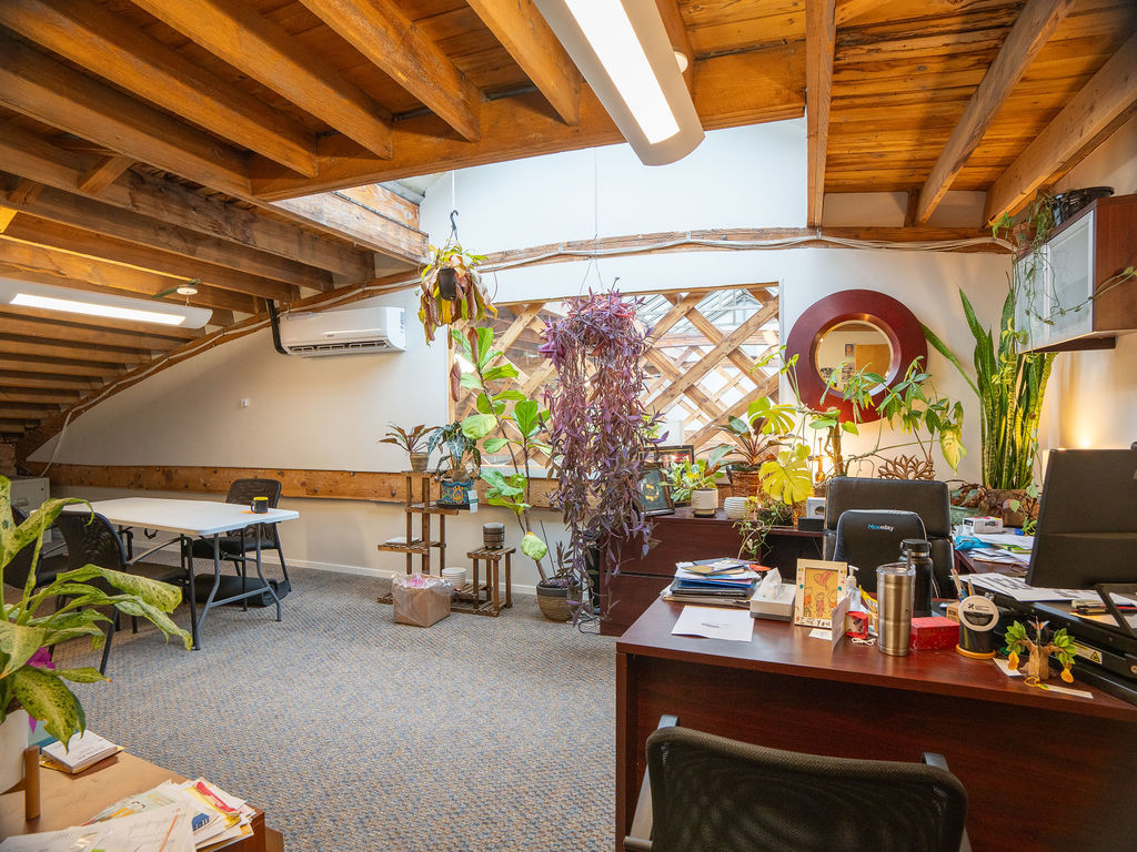 Chicago, Illinois 60618, United States, ,Commercial,Active,234631