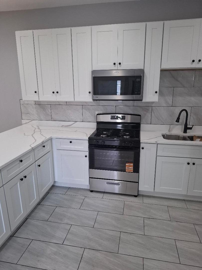 839 W 54TH Street