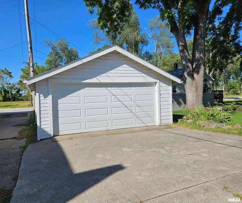 Tiny photo for 217 40TH Street, Moline, IL 61265 (MLS # QC4268019)