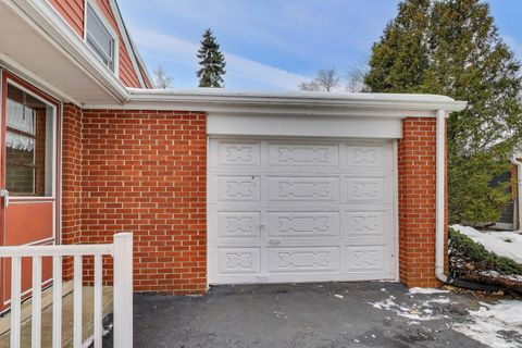 Tiny photo for 2537 Pick Drive, Glenview, IL 60025 (MLS # 12549693)