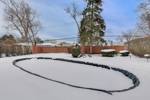 Tiny photo for 2537 Pick Drive, Glenview, IL 60025 (MLS # 12549693)