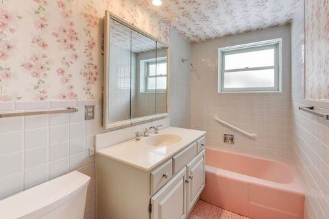 Tiny photo for 2537 Pick Drive, Glenview, IL 60025 (MLS # 12549693)