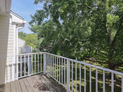 Tiny photo for 902 Sparta Court, Vernon Hills, IL 60061 (MLS # 12497001)