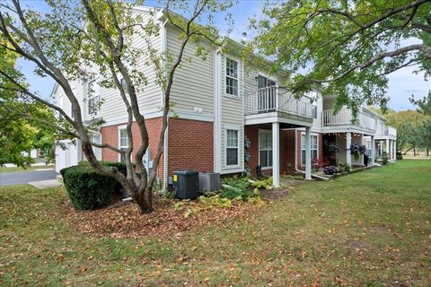 Tiny photo for 902 Sparta Court, Vernon Hills, IL 60061 (MLS # 12497001)
