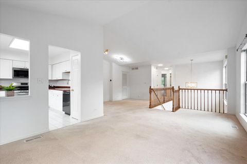 Tiny photo for 902 Sparta Court, Vernon Hills, IL 60061 (MLS # 12497001)