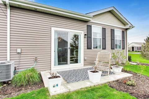 Tiny photo for 6328 Maple Glen Drive, Wonder Lake, IL 60097 (MLS # 12628062)