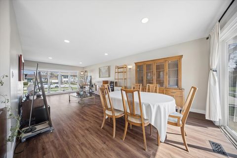 Tiny photo for 703 Westmere Road, Des Plaines, IL 60016 (MLS # 12590311)