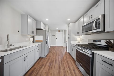 Tiny photo for 703 Westmere Road, Des Plaines, IL 60016 (MLS # 12590311)