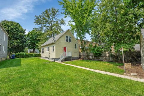 A home in North Chicago